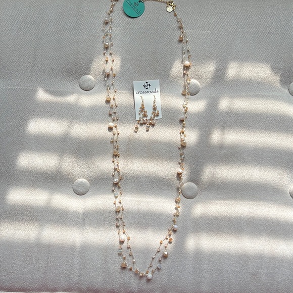 NWT! Crossroads necklace $49 and earring $25 set - Picture 2 of 4